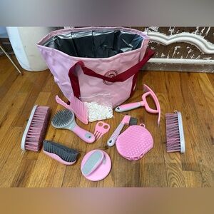 Harrison Howard Pink 12 Piece Grooming Tools Brushes Tote Bucket Arena Bag